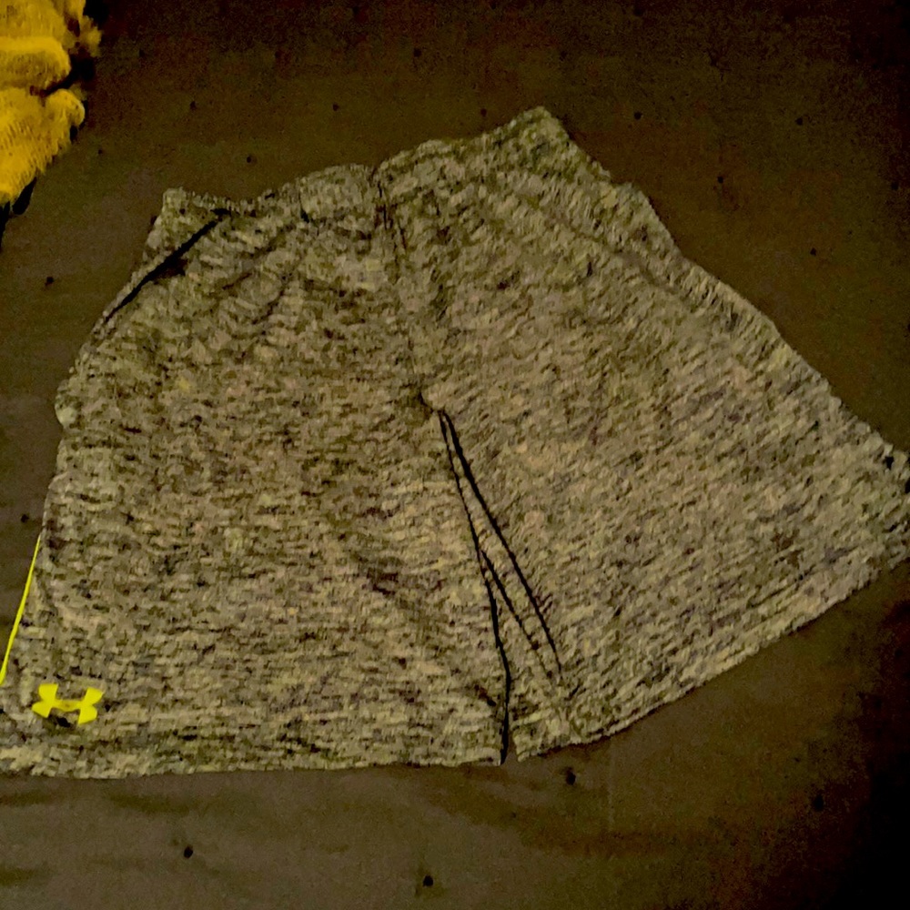 Under armor dry fit shorts. Medium